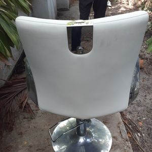 Nilo MALETTI RECLINING Make up chair with base